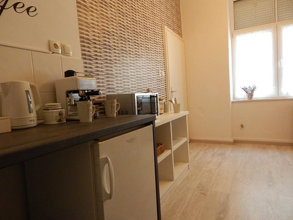 Ferencesek Apartman Pécs Extérieur photo