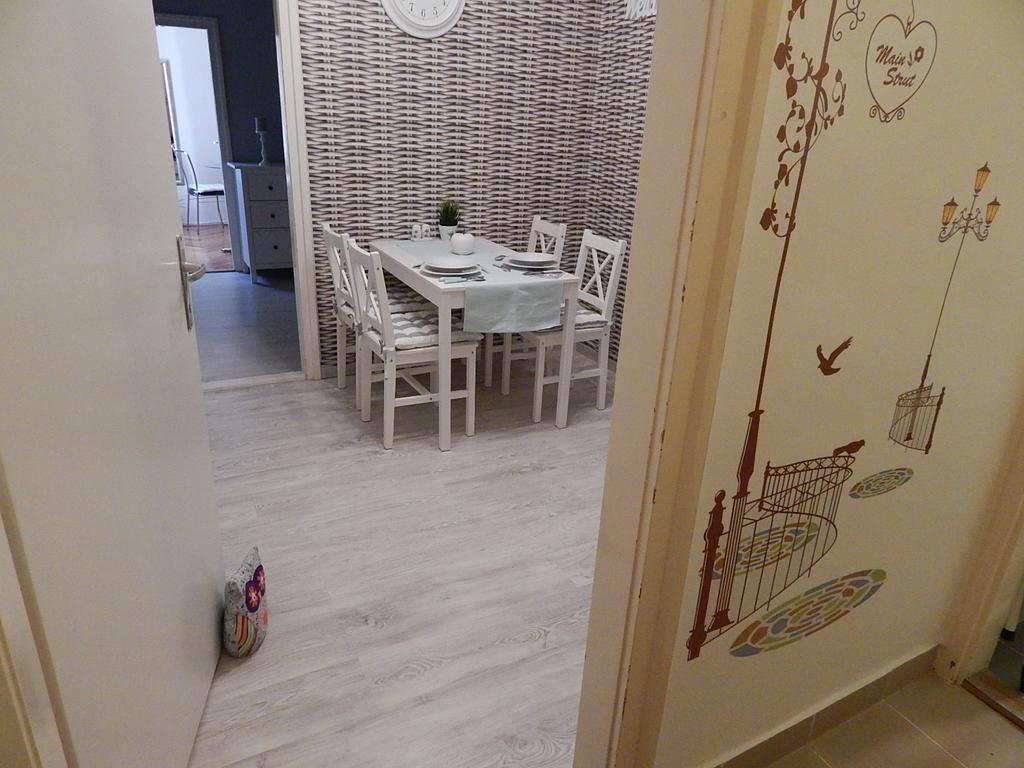 Ferencesek Apartman Pécs Extérieur photo